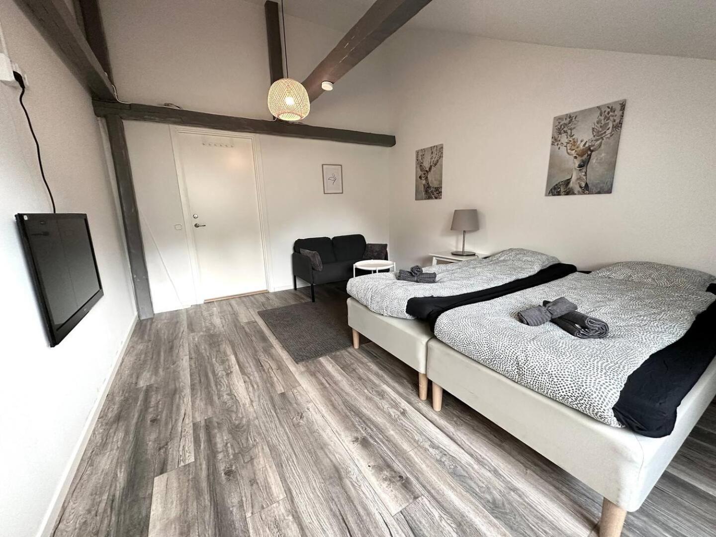 Penthouse In Vasastaden Gothenburg Exterior photo